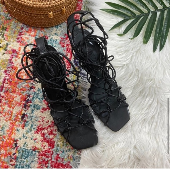 Schutz Black Strappy Square Toe Heyde Nappa Leather Sandal Heels Size 7 - Picture 5 of 5